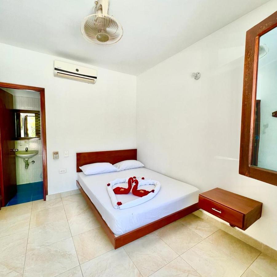 Hotel Paraiso Plaza Puerto Triunfo Εξωτερικό φωτογραφία