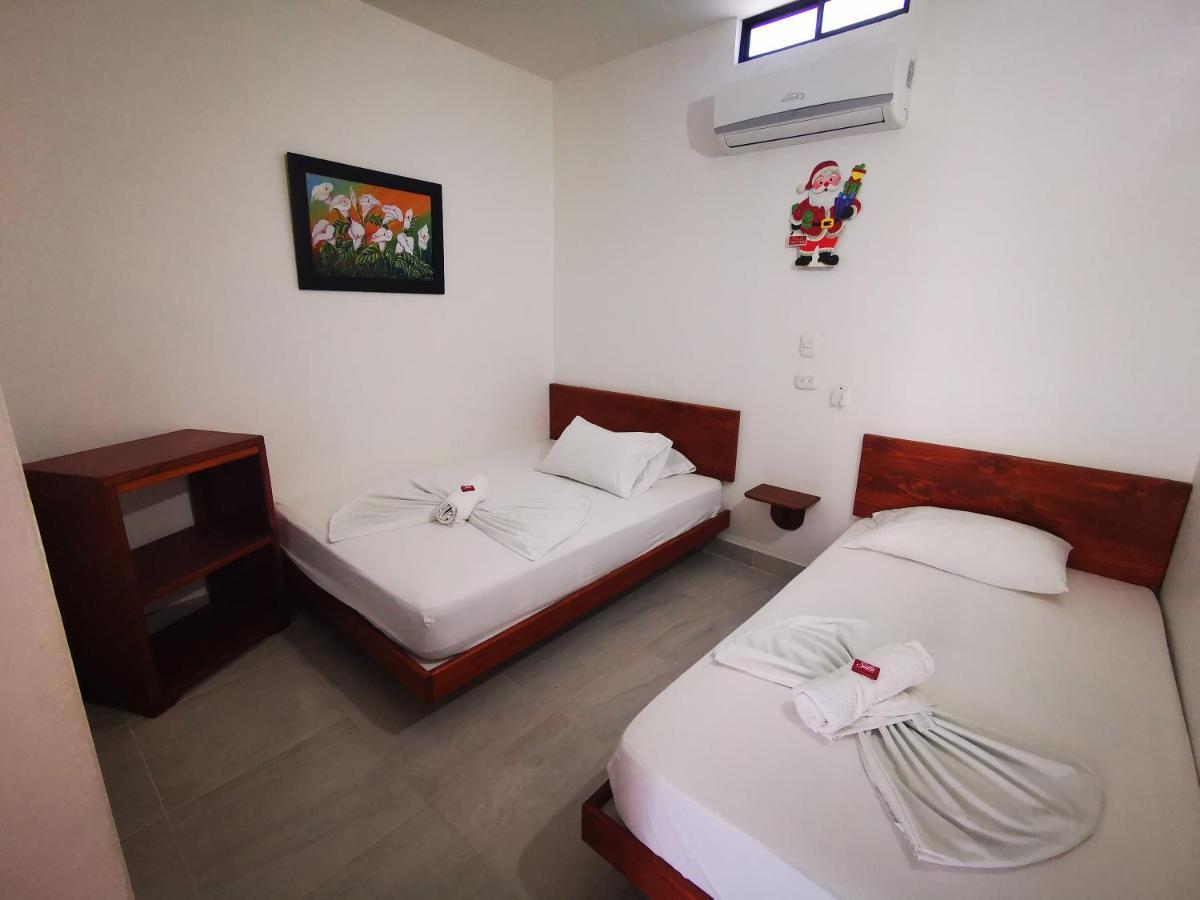 Hotel Paraiso Plaza Puerto Triunfo Εξωτερικό φωτογραφία