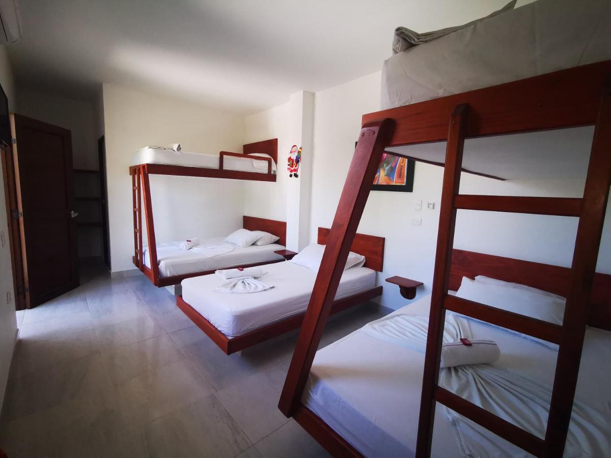 Hotel Paraiso Plaza Puerto Triunfo Εξωτερικό φωτογραφία