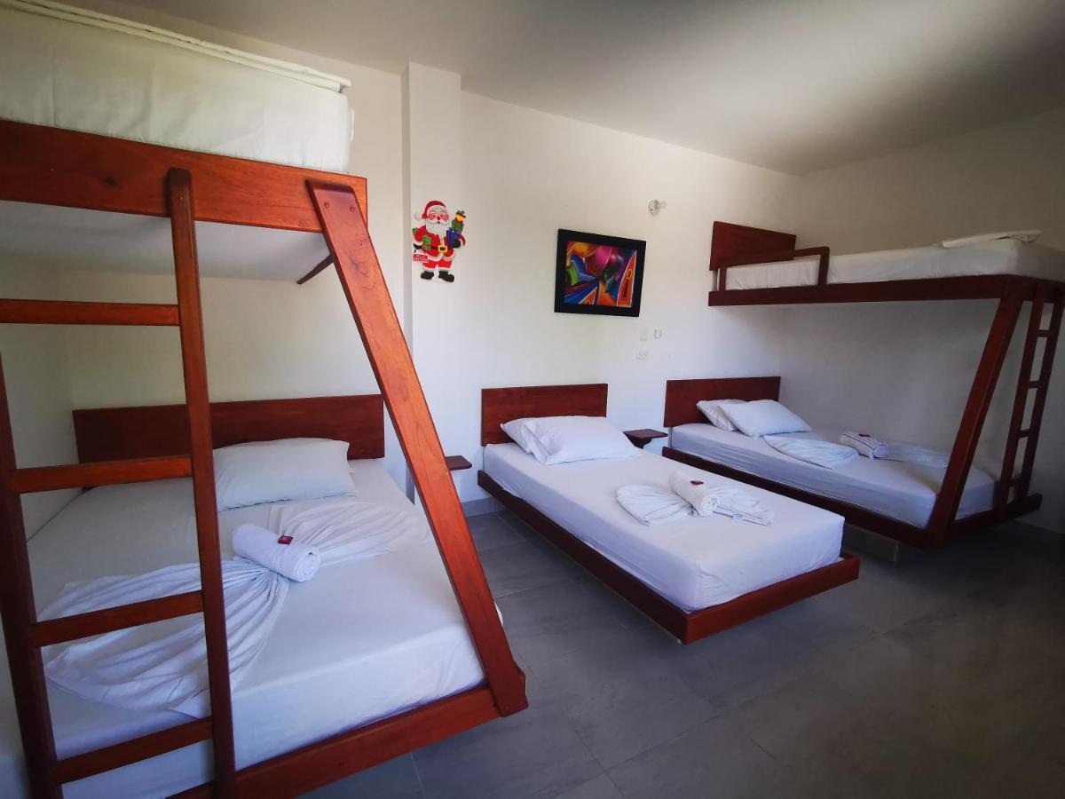 Hotel Paraiso Plaza Puerto Triunfo Εξωτερικό φωτογραφία